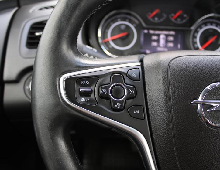 Opel Insignia 16