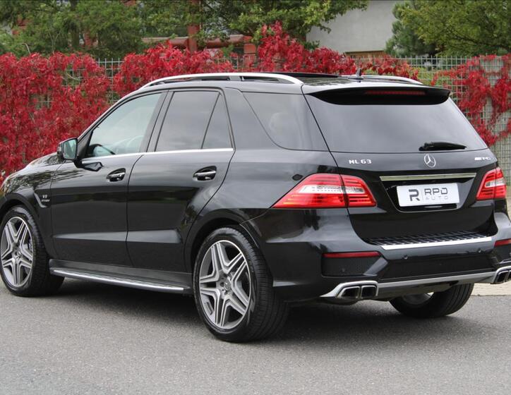 Mercedes-Benz Třídy M 48