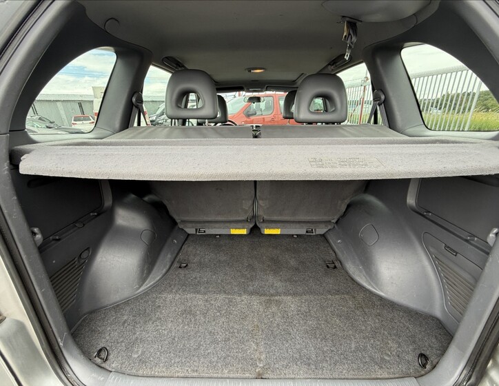 Toyota RAV4 22