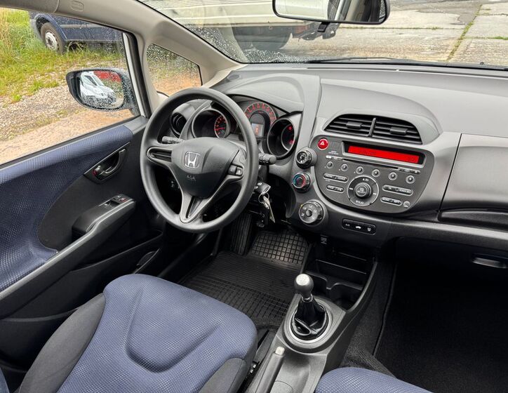 Honda Jazz 9