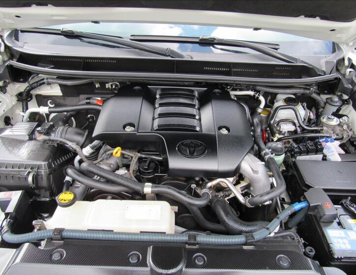 Toyota Land Cruiser 28