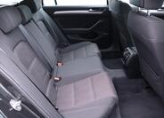 Volkswagen Passat 12