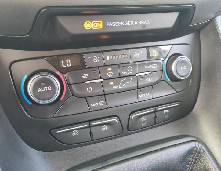 Ford Tourneo Connect 31