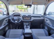 MG ZS 8