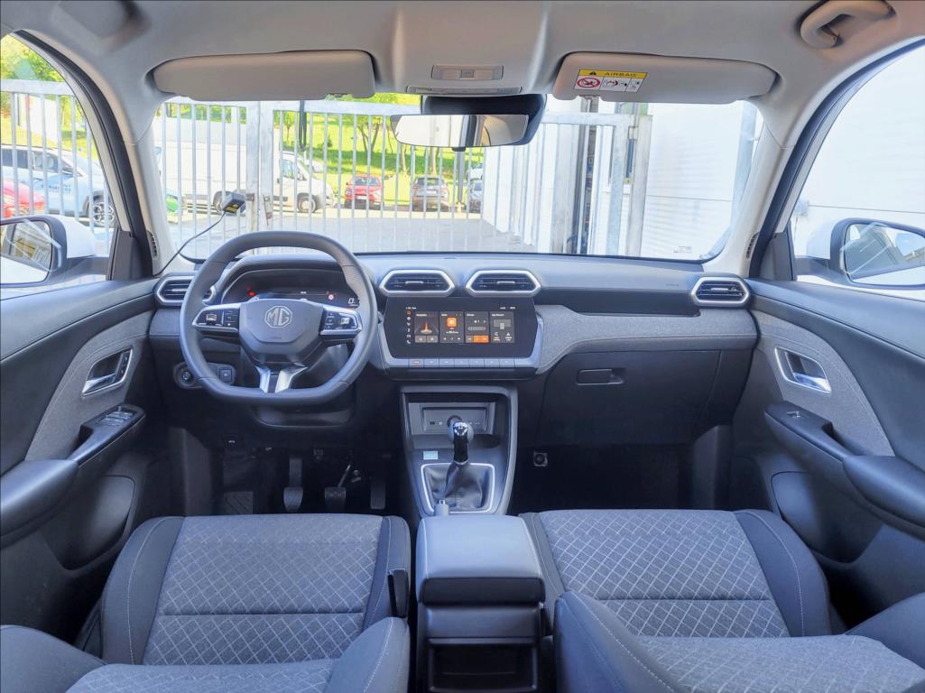 MG ZS