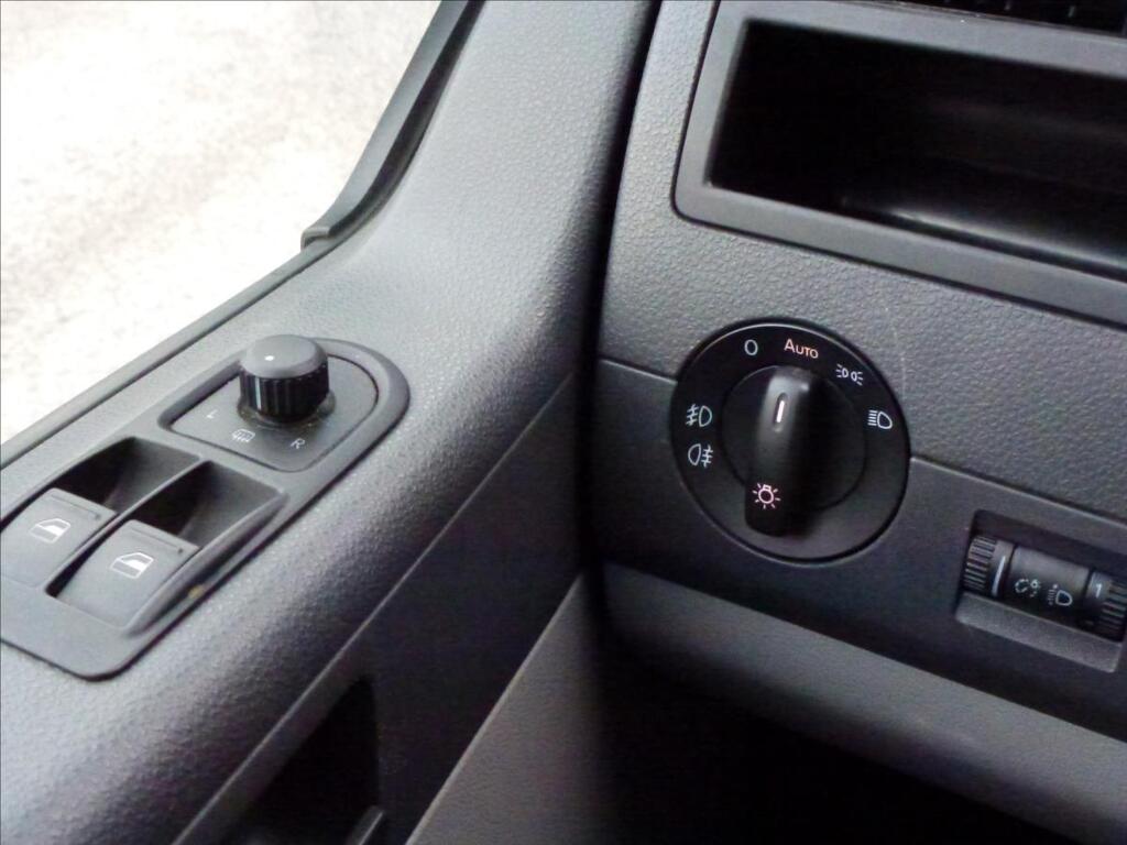 Volkswagen Transporter 27