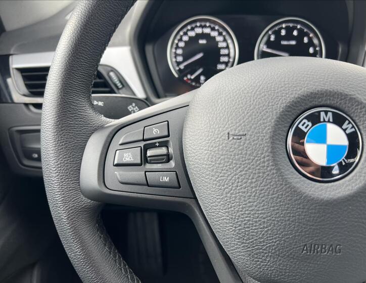BMW X1 23