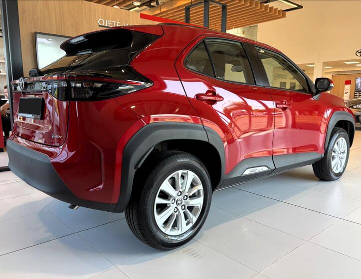 Toyota Yaris Cross 6