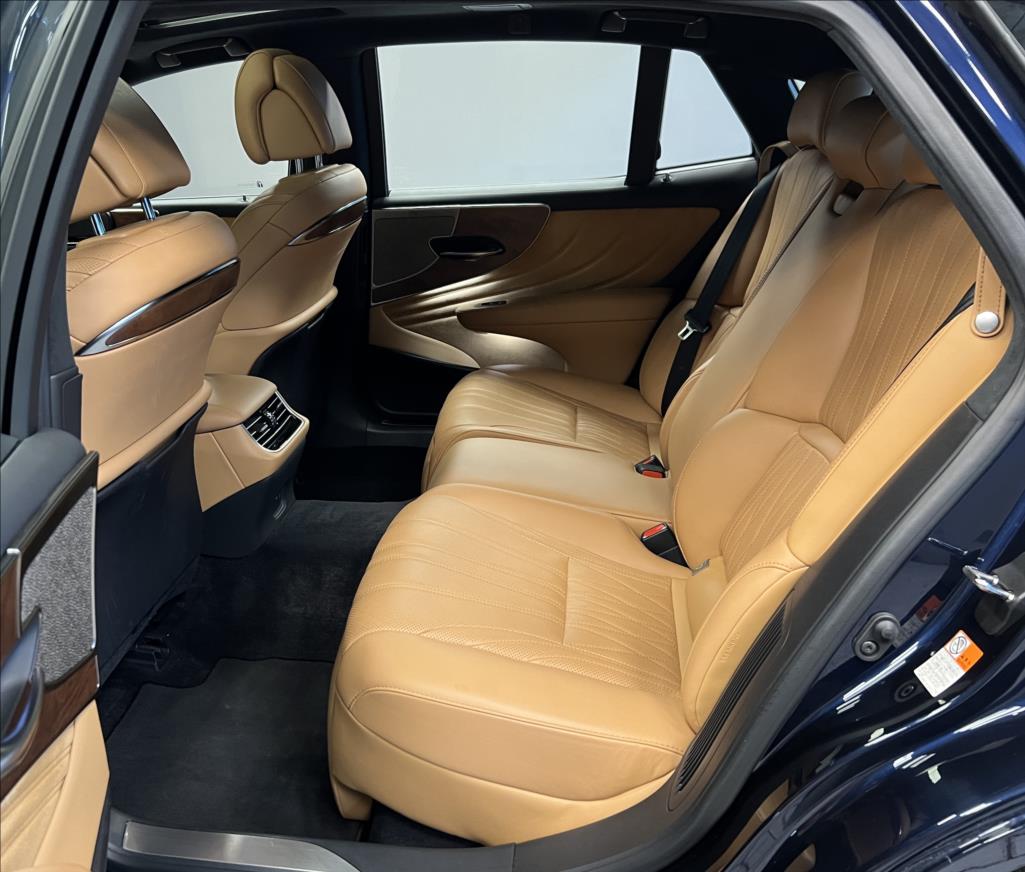 Lexus LS 500h