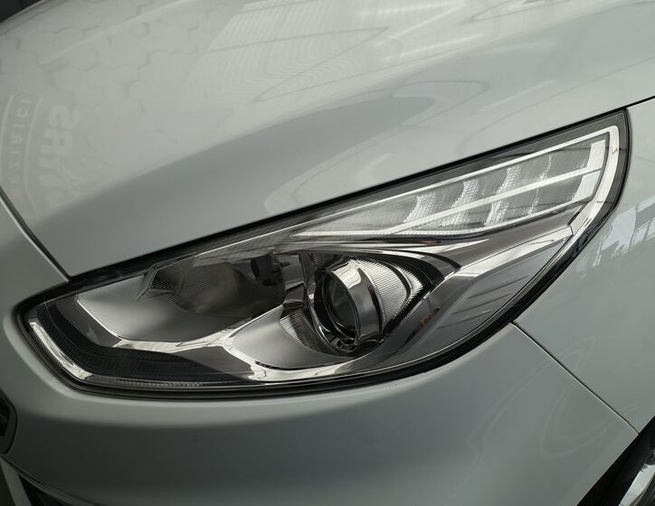 Ford Galaxy 40
