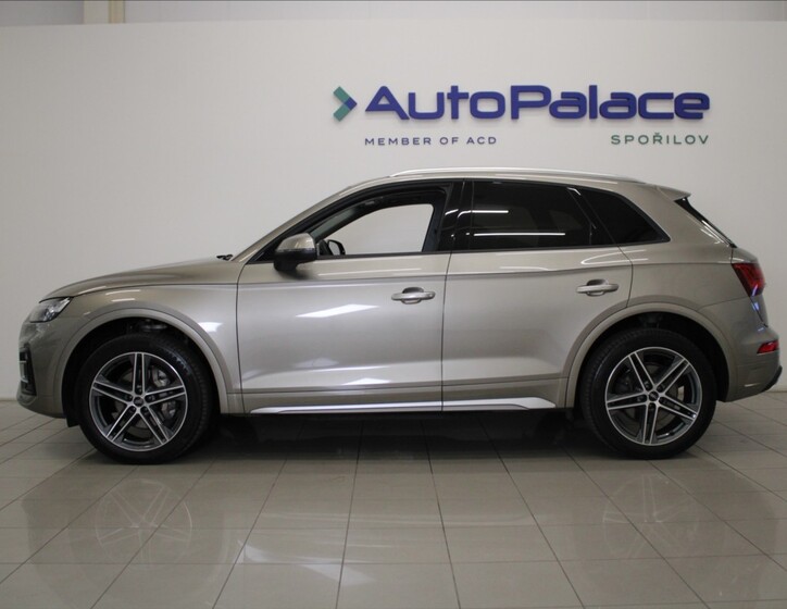 Audi Q5 5