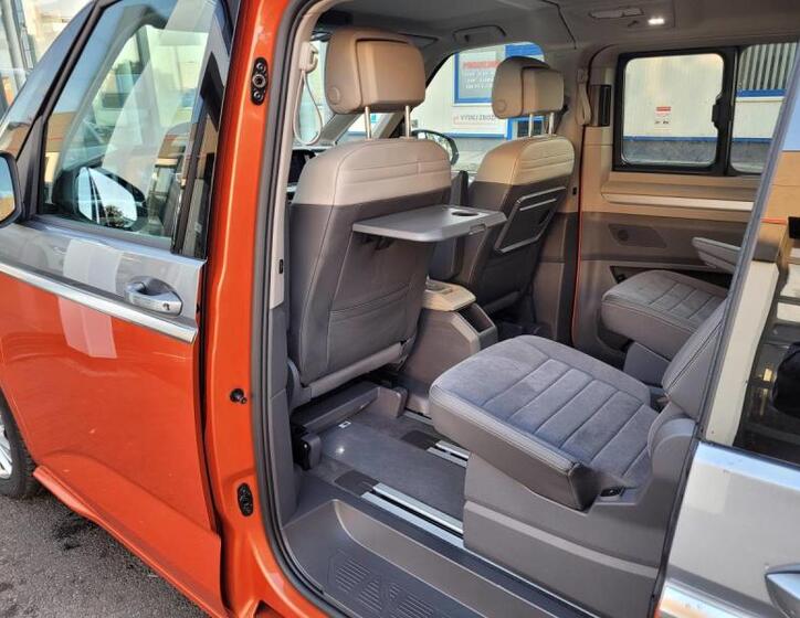 Volkswagen Multivan 34
