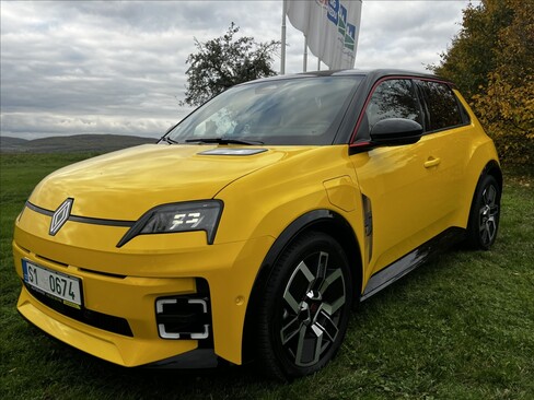 Renault R5