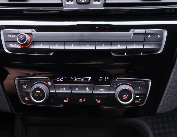 BMW X1 29