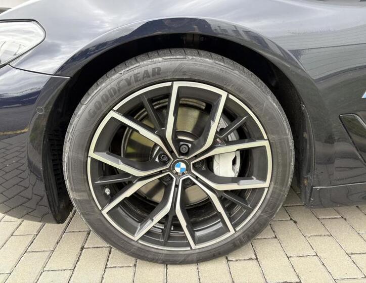 BMW Řada 5 10