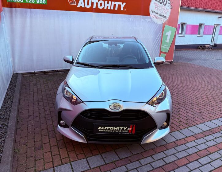 Toyota Yaris 2