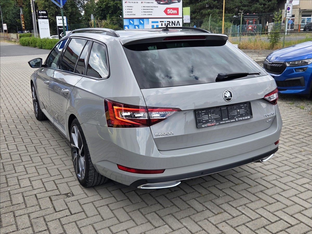 Škoda Superb