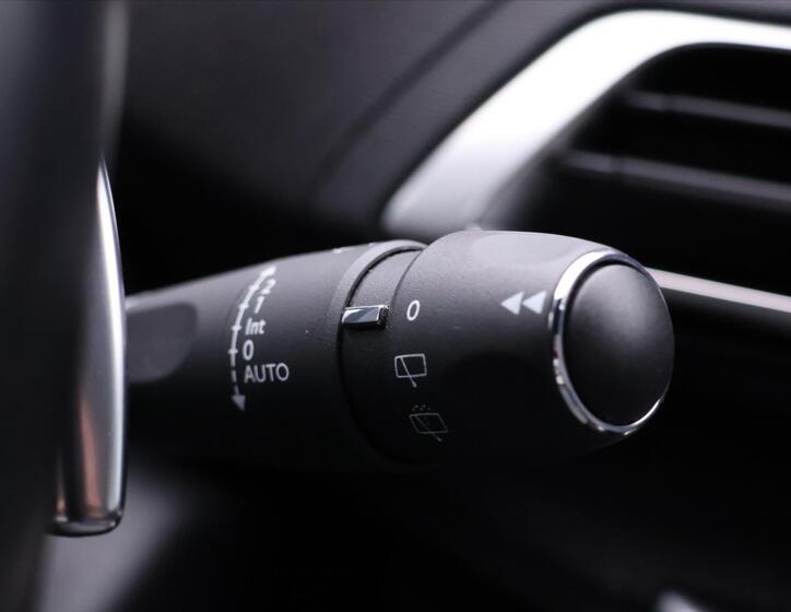 Peugeot 5008 23