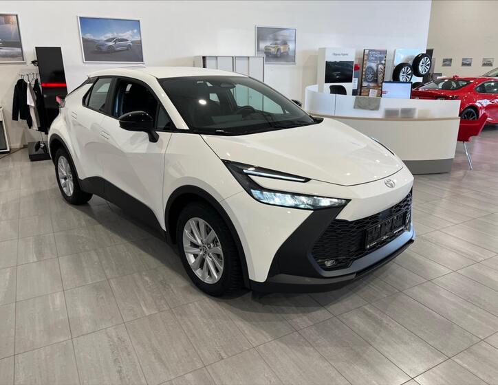 Toyota C-HR 3