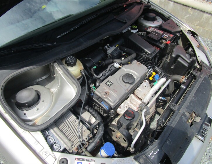 Peugeot 206 37