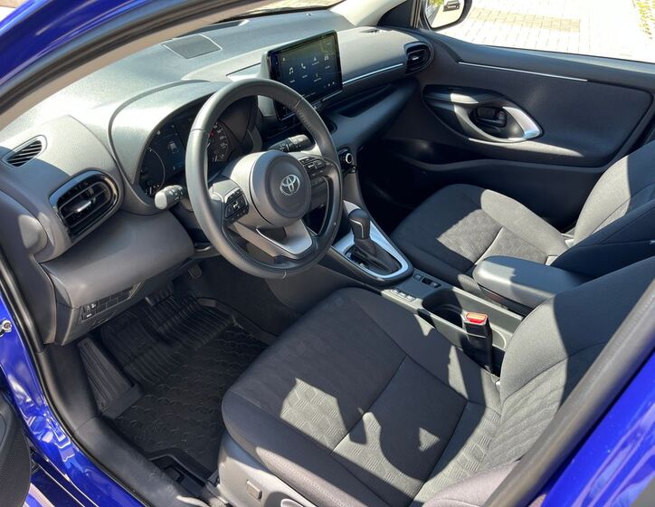 Toyota Yaris 14