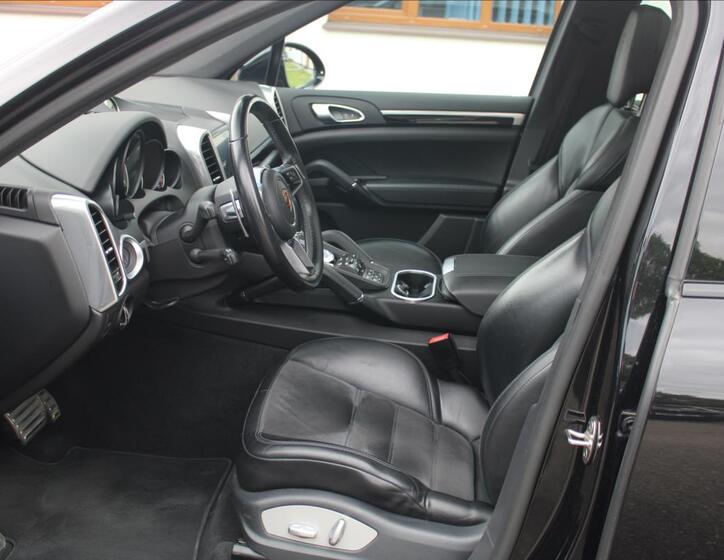 Porsche Cayenne 15