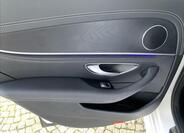 Mercedes-Benz Třídy E 28