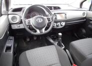Toyota Yaris 15