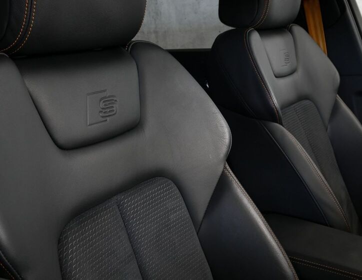 Audi e-tron 15