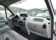 Renault Master 23