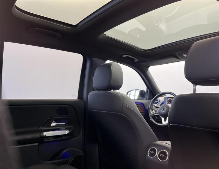Mercedes-Benz GLB 23
