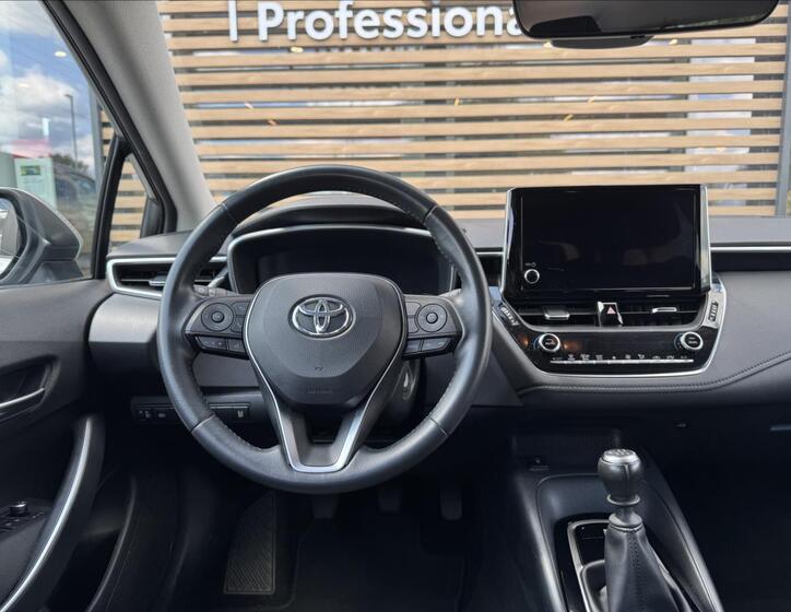 Toyota Corolla 5