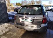 Subaru Legacy 11