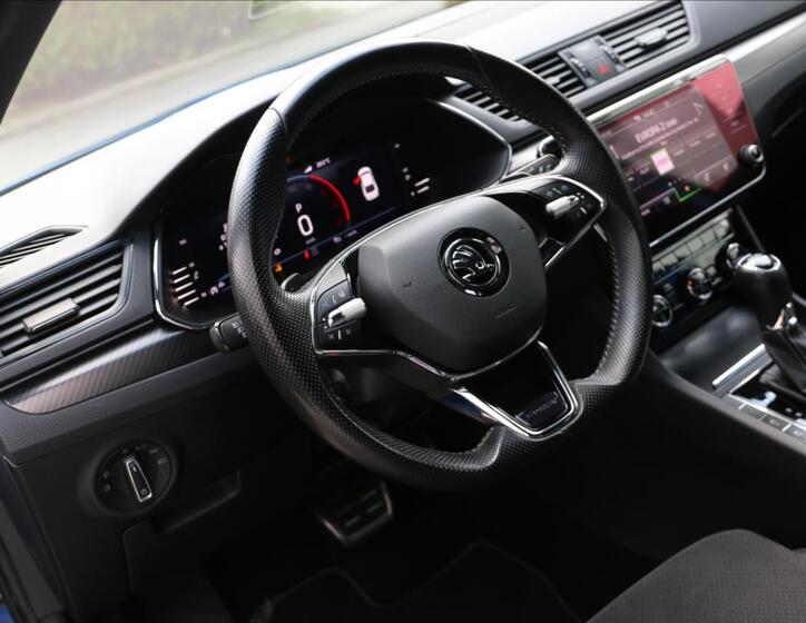 Škoda Superb 22