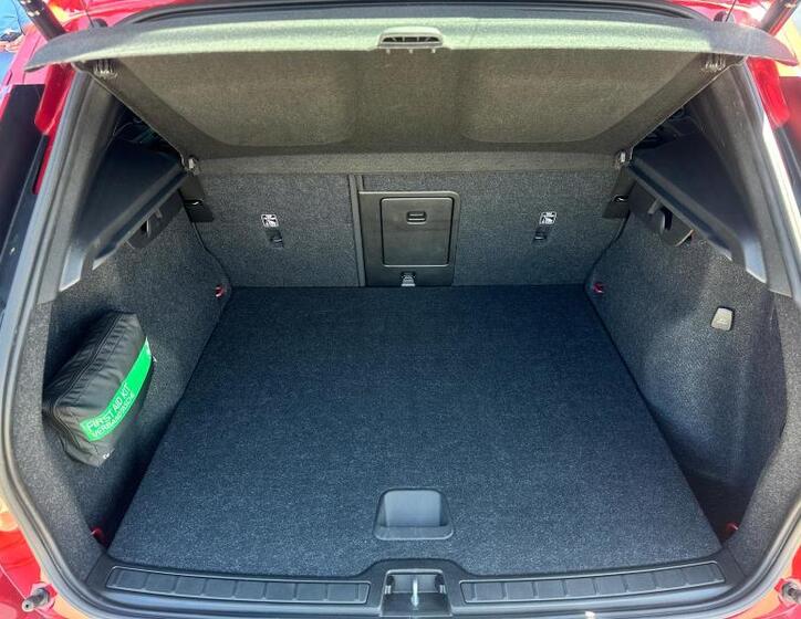 Volvo XC40 12