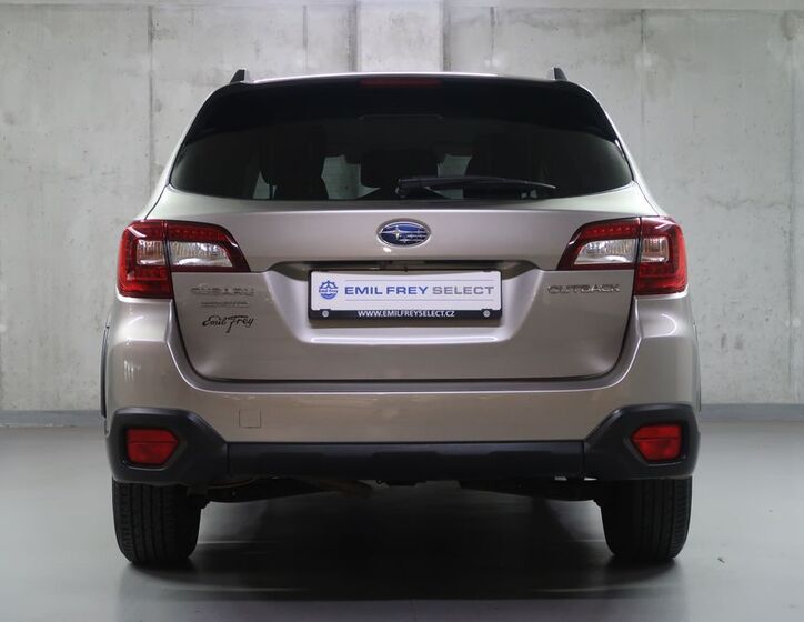 Subaru Outback 6