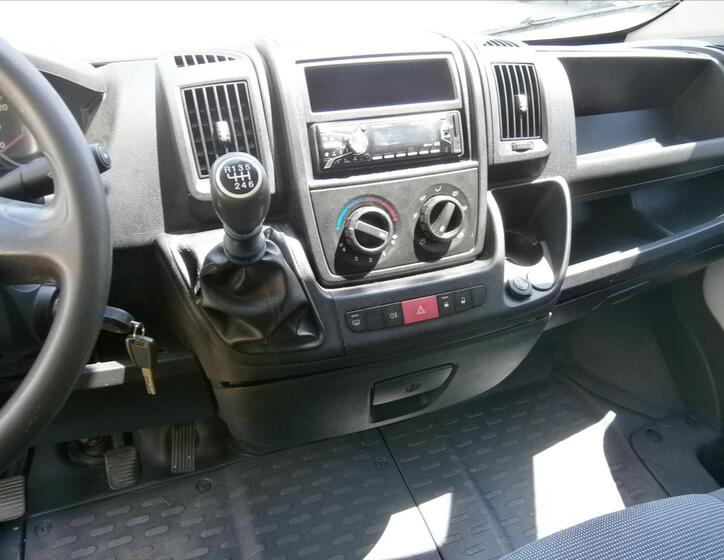 Peugeot Boxer 12