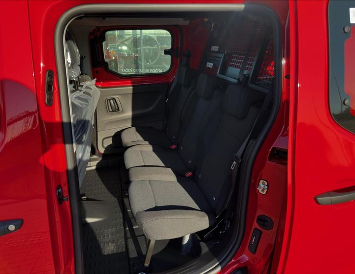 Toyota ProAce 6