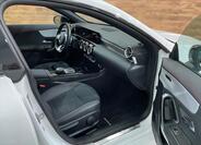Mercedes-Benz CLA 5