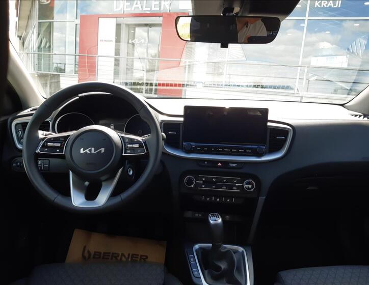 KIA Ceed 10