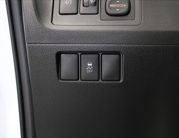 Toyota Verso 19