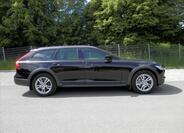 Volvo V90 10