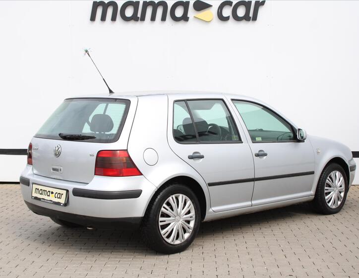Volkswagen Golf 2