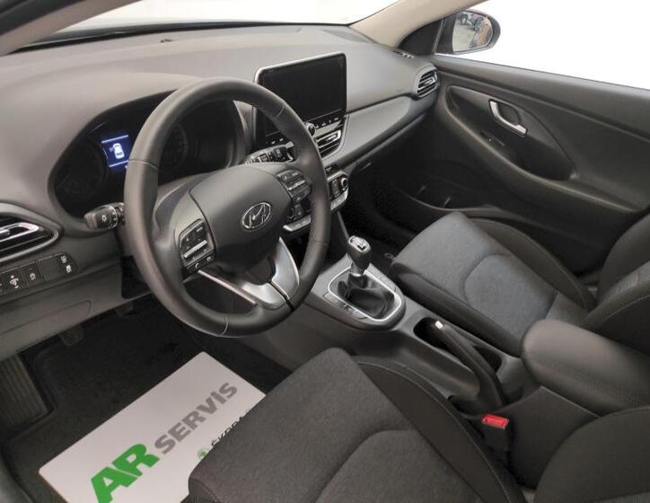 Hyundai i30 11