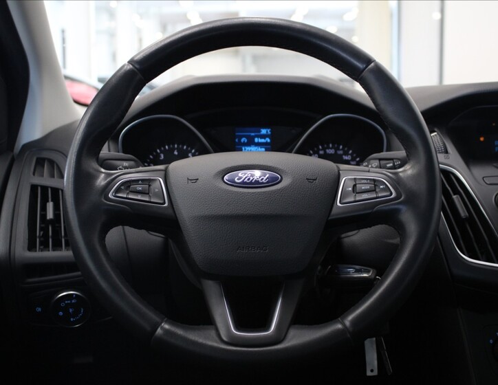 Ford Focus 9