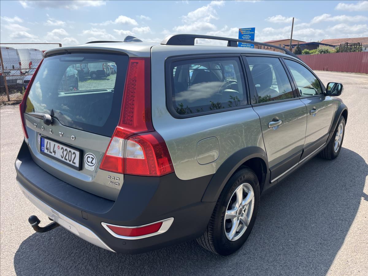 Volvo XC70