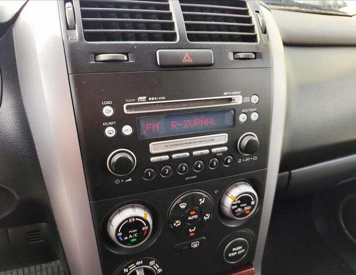 Suzuki Grand Vitara 19