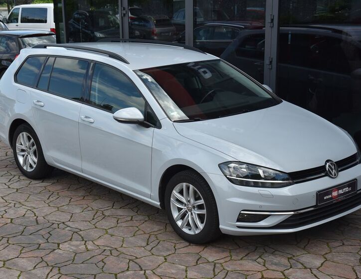 Volkswagen Golf 45