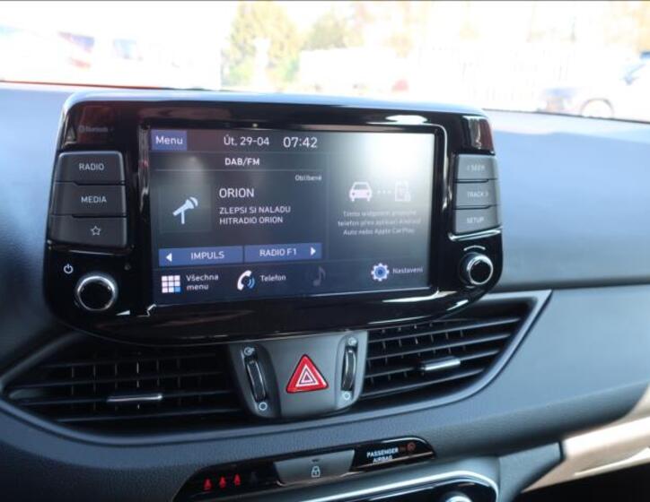 Hyundai i30 18