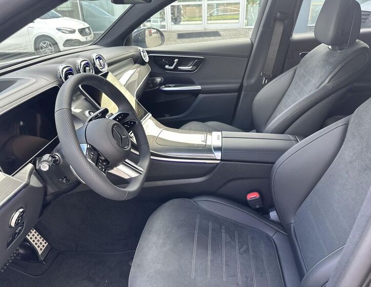 Mercedes-Benz GLC 13
